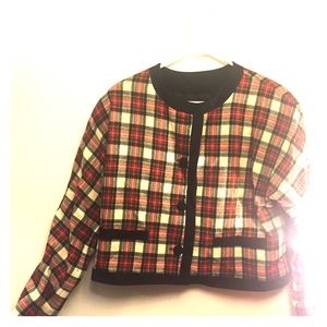 Tweed Blazer 100% wool with silky lining.